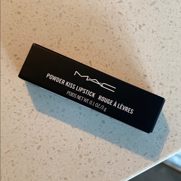 Mac Powder Kiss Lipstick in Werk Werk Werk - Picture 4 of 6